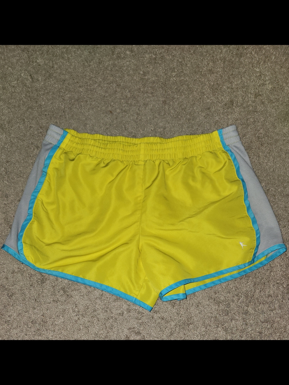 Women's Danskin Now Yellow Pull On Shorts Lined Size 12-14